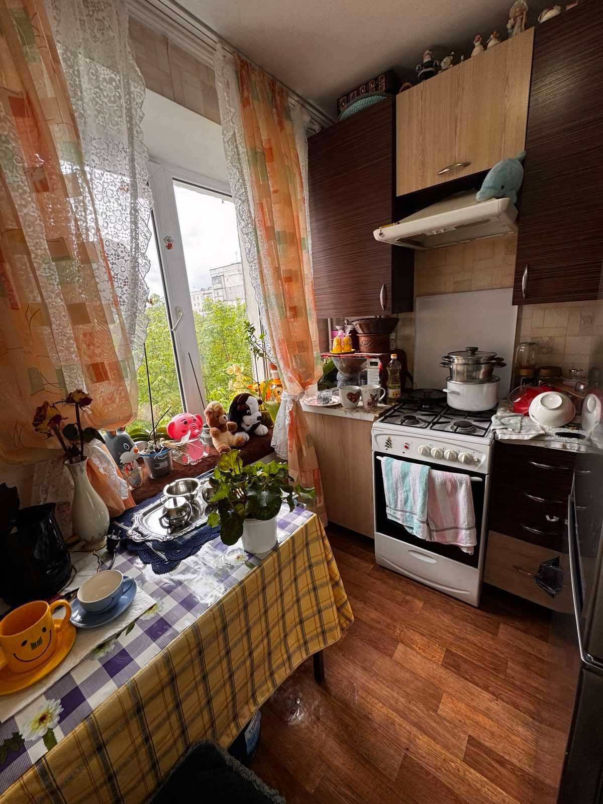 38817 продаж 1 кімнатної квартири р-н Виставка  (Костел)