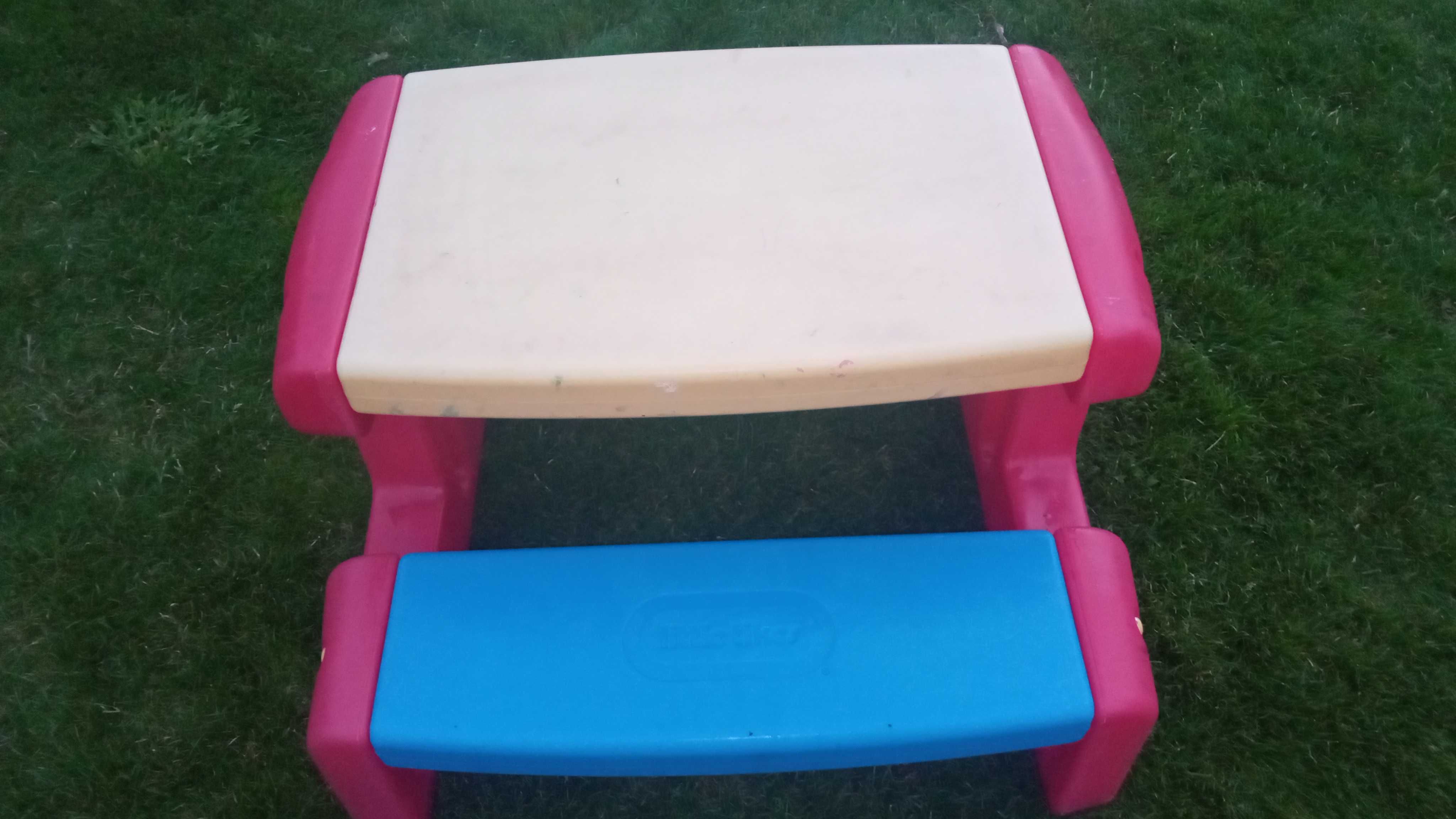 Stolik piknikowy dla dzieci little tikes