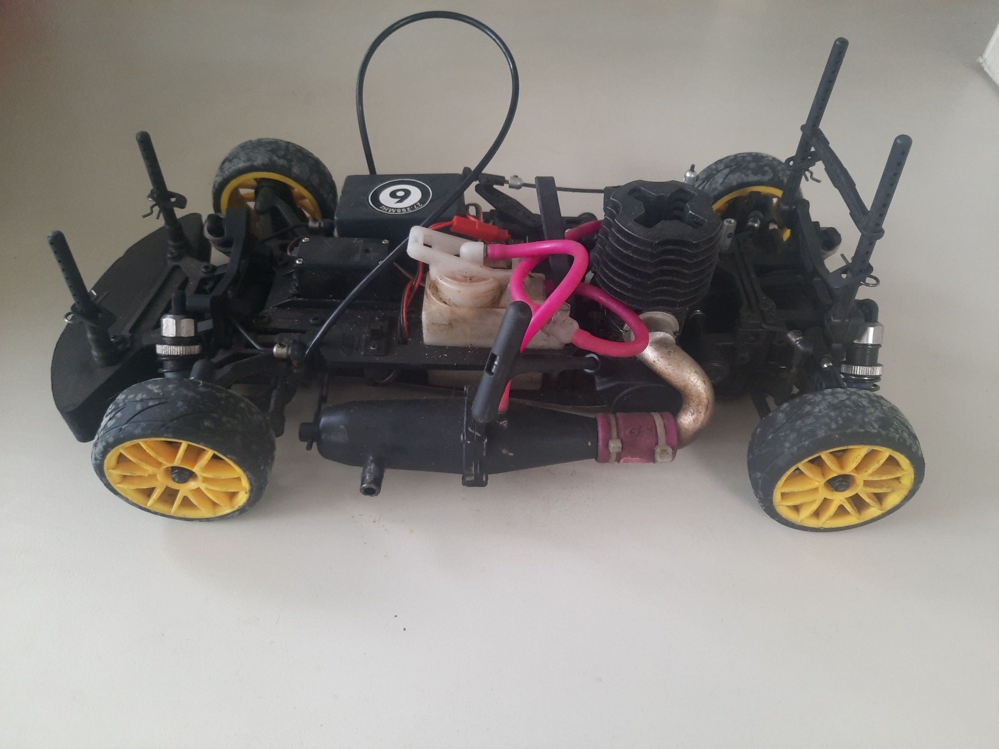 Carro a gasolina radio modelismo escala1/10