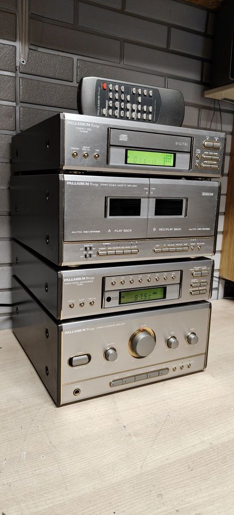 Zestaw audio wieża PALLADIUM Prestige. Pilot