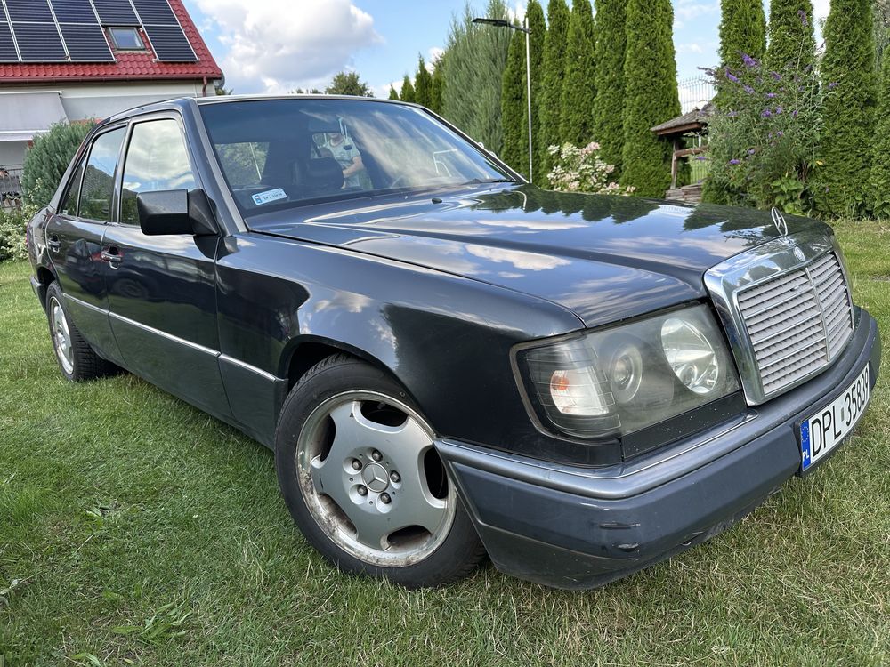 Mercedes w 124 300D