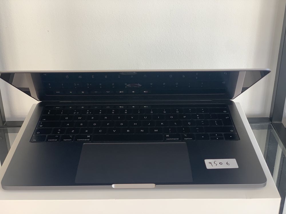 Mabook pro 13 Touchbar A2149 / Late 2019 / 18 meses garantia / Loja