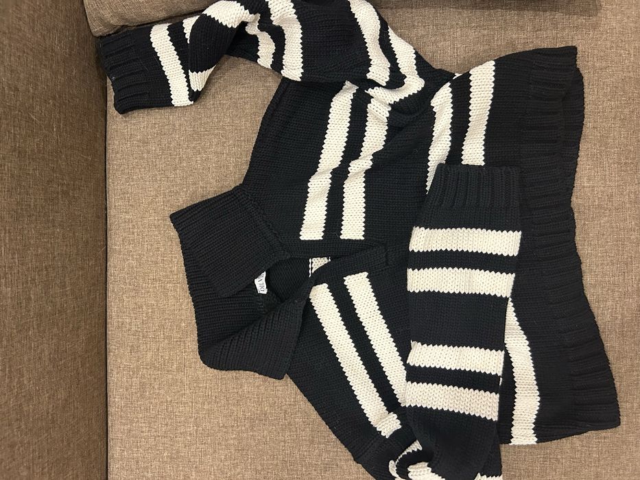 Кроп кофта светр укорочена з комірцем