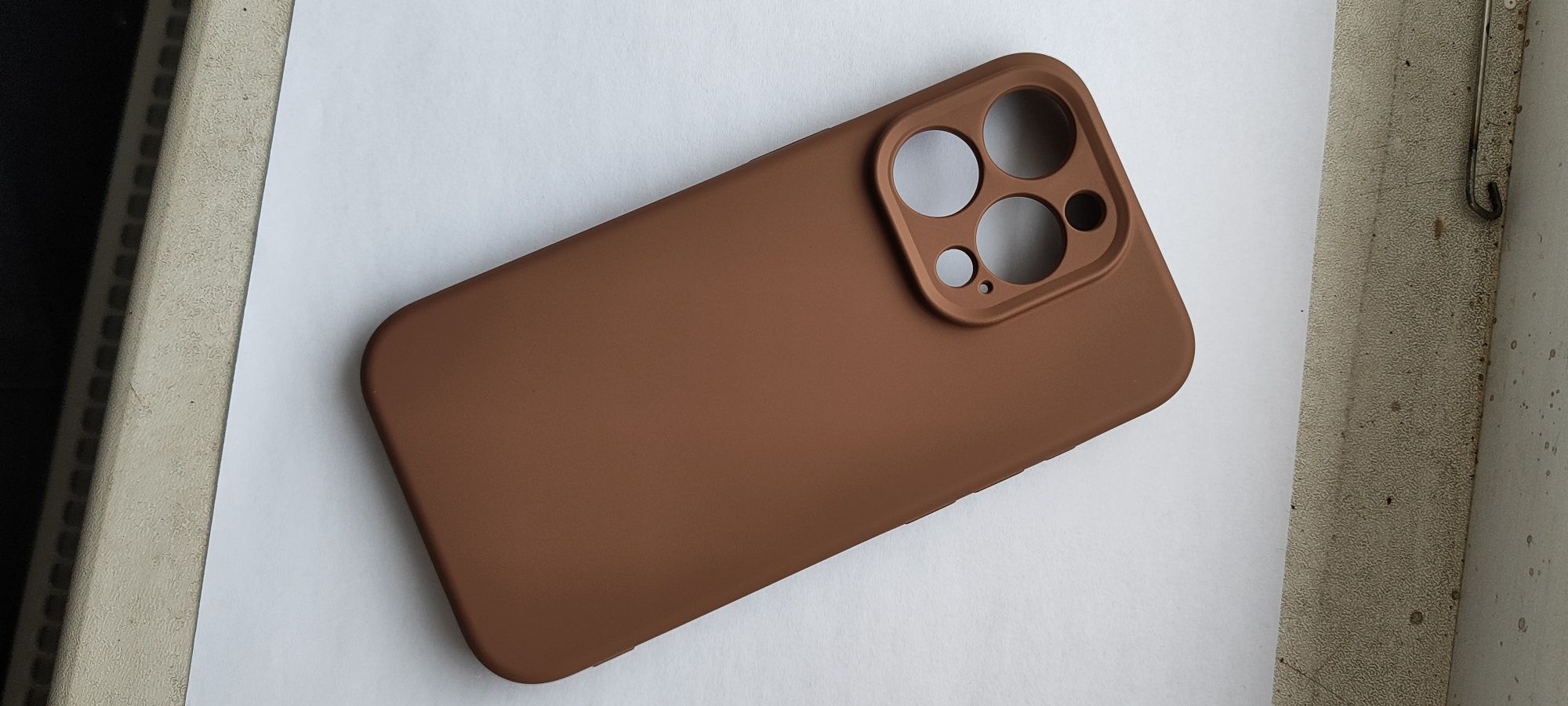 Чохол Iphone 15 Pro, brown, новий