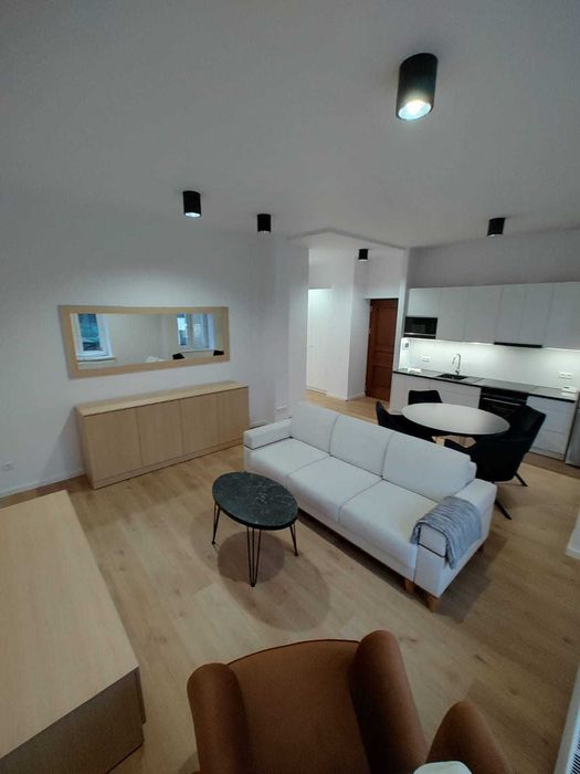 Brodzińskiego, 3-pokojowe, 60,60m2, Umeblowane, Parter