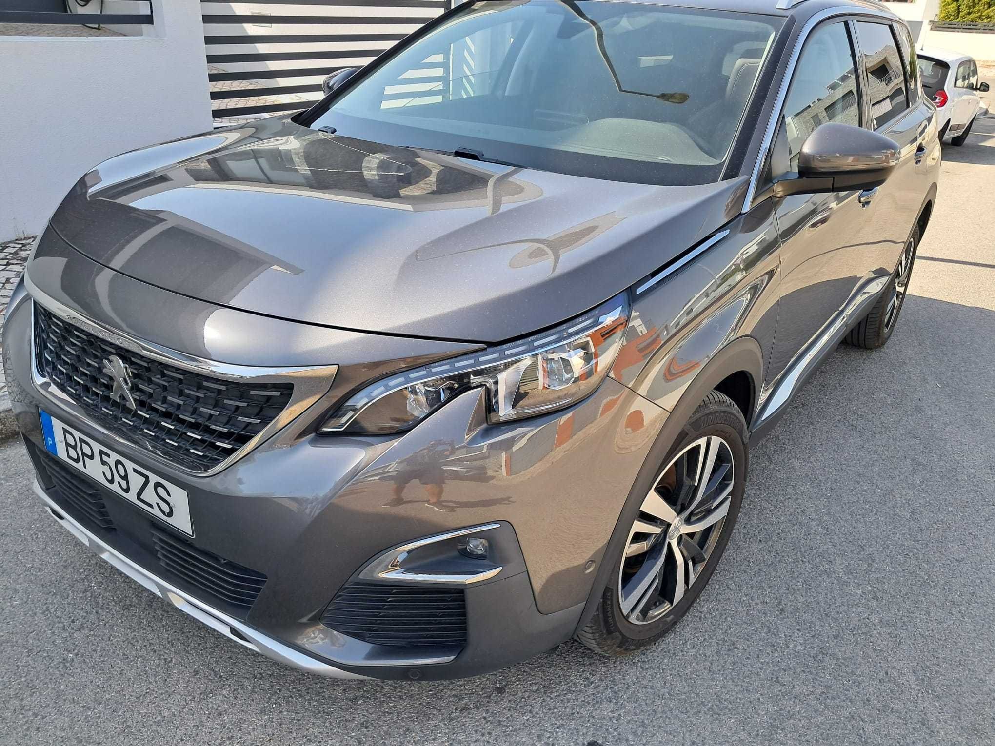 peugueot 5008 gt -line  2019
