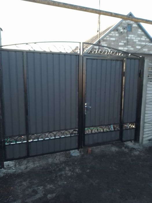 Ворота,заборы, калитки,навесы и другие изделия из металла