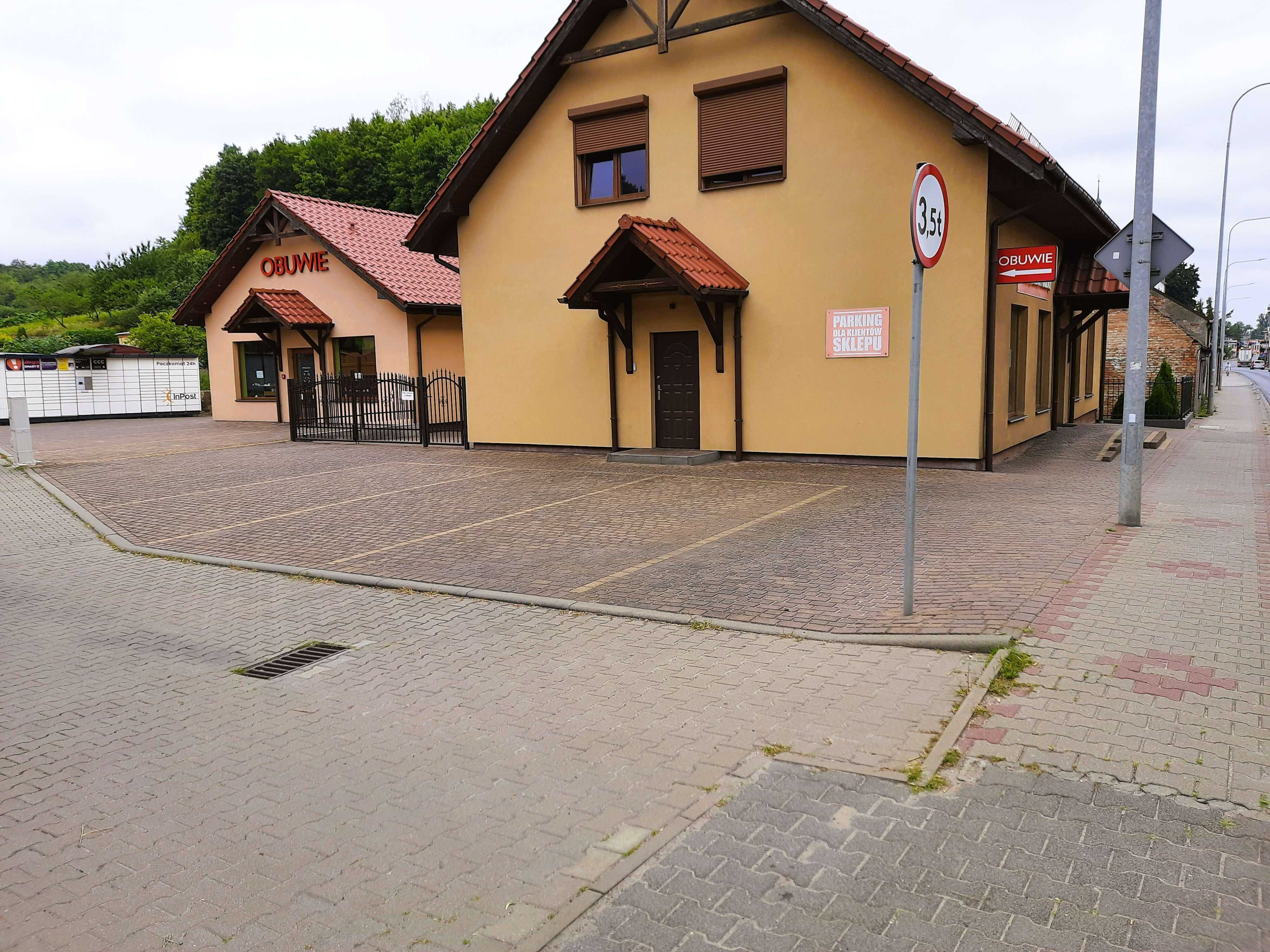 Wynajem lokalu handlowo - usługowego Ujście centrum