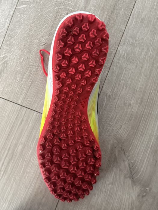 adidas F50 League TF – białe. 44 2/3