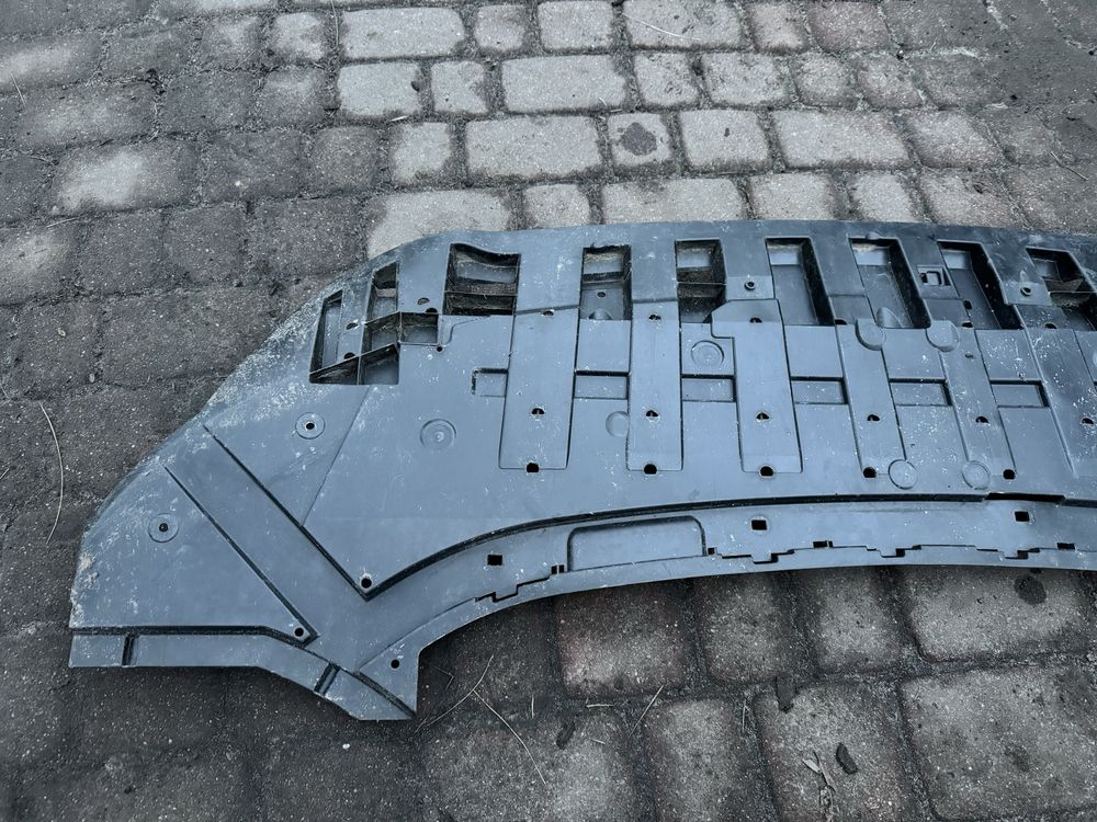 Ford Fiesta MK8 VIII H1 BB osłona płyta silnika podłoga Zderzaka Przód