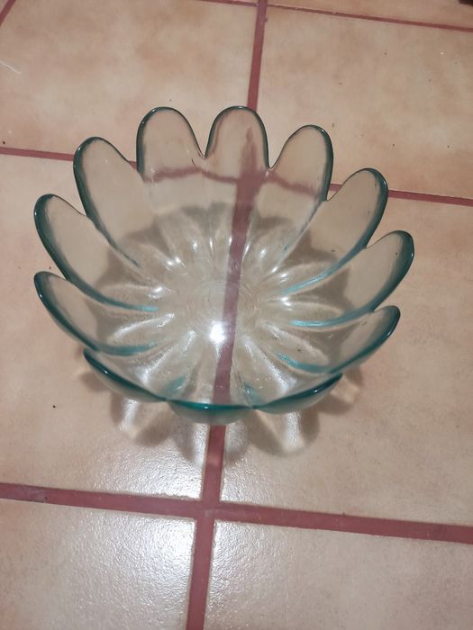 Taça de vidro de sobremesa