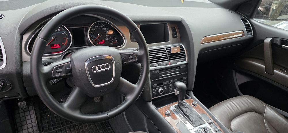 Audi q7 panorama 7 osobowy zamiana na canama quada