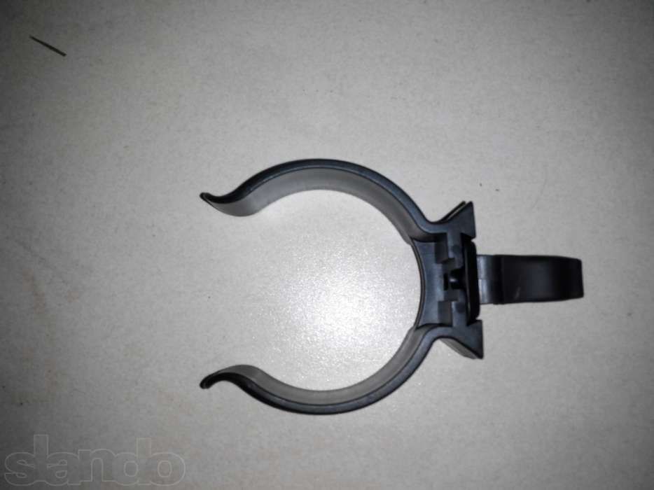 Держатель для стакана на воздушные решетки в автомобиль