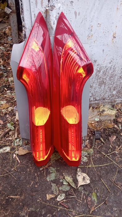 Фонарь Хонда срв 4 верхний