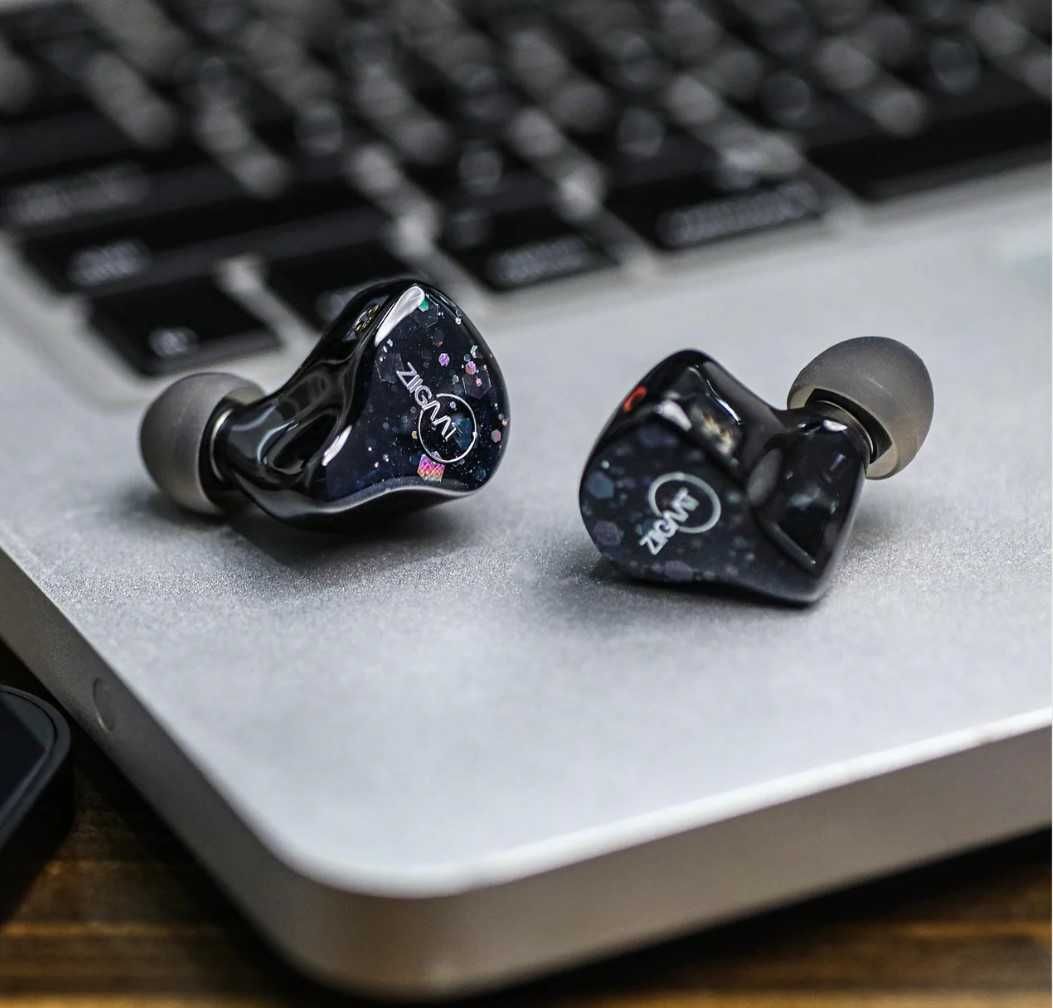 ⇒ ZiiGaat Cincotres (jeck 3.5) - пятидрайверные iem's наушники 2DD+3BA