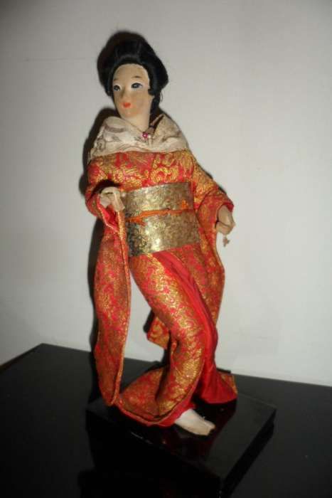 Boneca Japonesas antiga