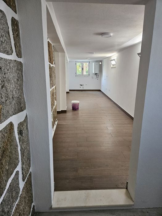 Aluga-se moradia t1 + t2