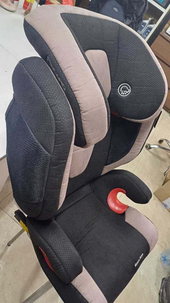 Дитяче автокрісло Recaro Monza Nova (2 і 3 вікова група: 9-36кг)