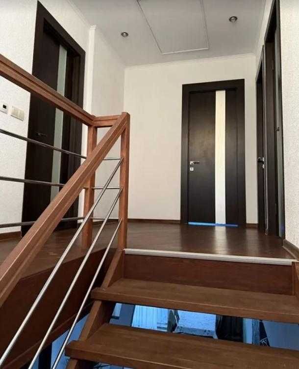 Продам добротний  будинок в районі Нових будинків.