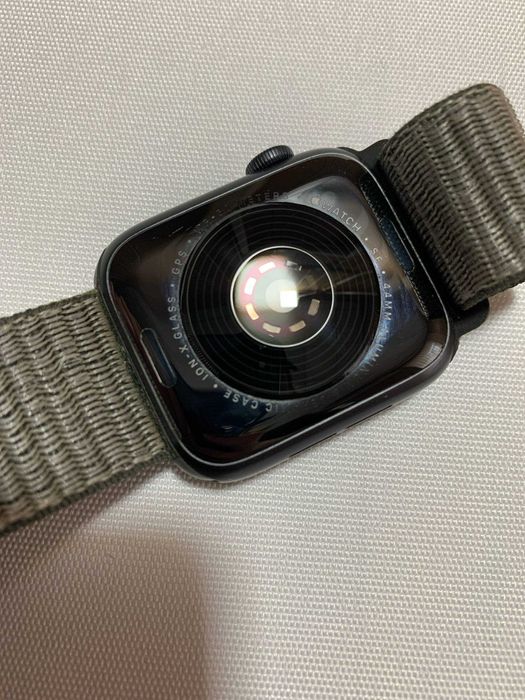 Apple Watch SE 1