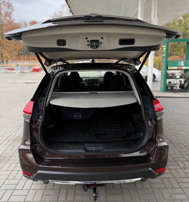 Nissan X-Trail офіційний 2020 рік