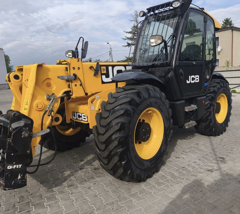 Навантажувач телескопічний JCB 550-80