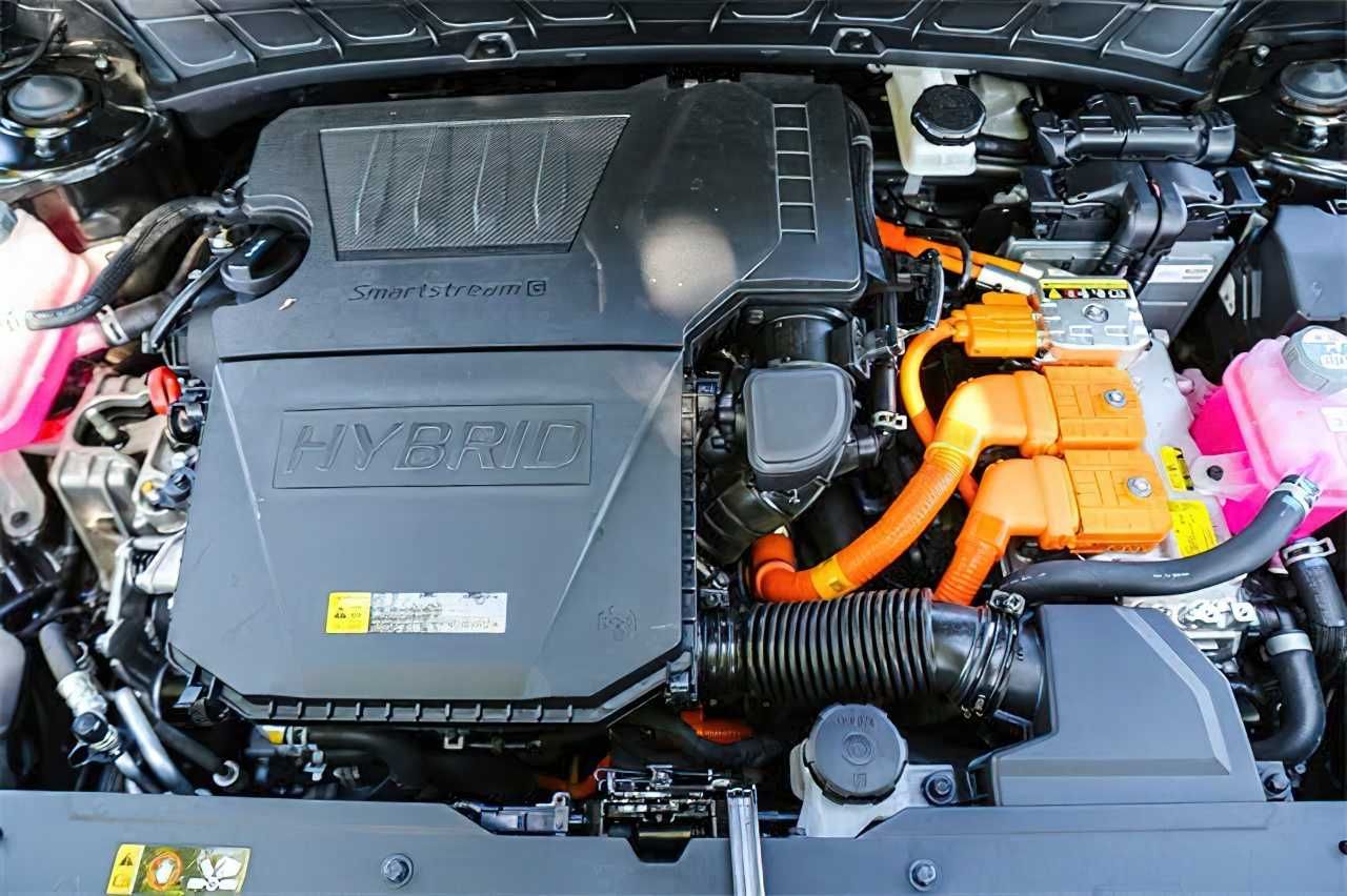 Kia Niro EX Touring 2024