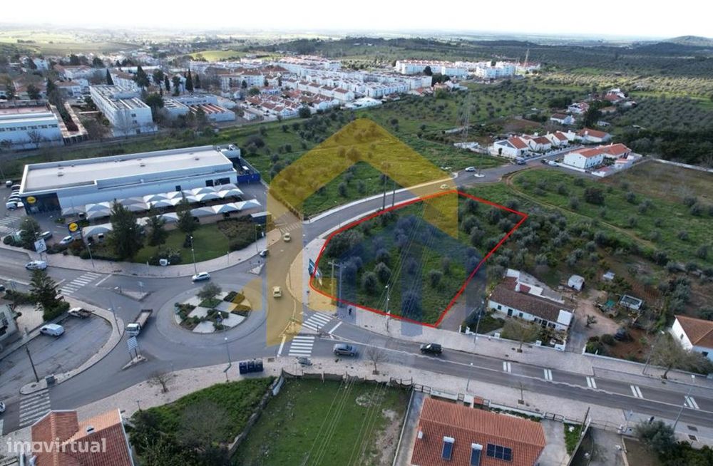 Terreno Para Construção  Venda em Estremoz (Santa Maria e Santo André)