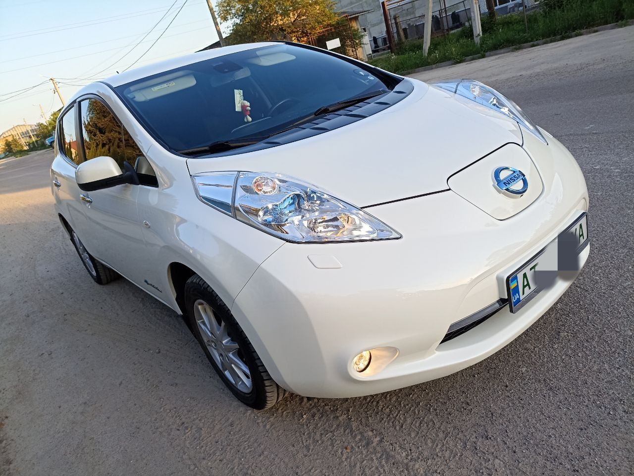 Nissan Leaf 2015 I покоління (FL) • 24 kWh (107 к.с.)