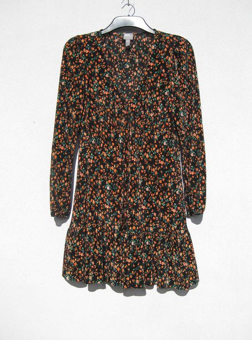 Красивое цветочное лёгкое платье плиссе ASOS