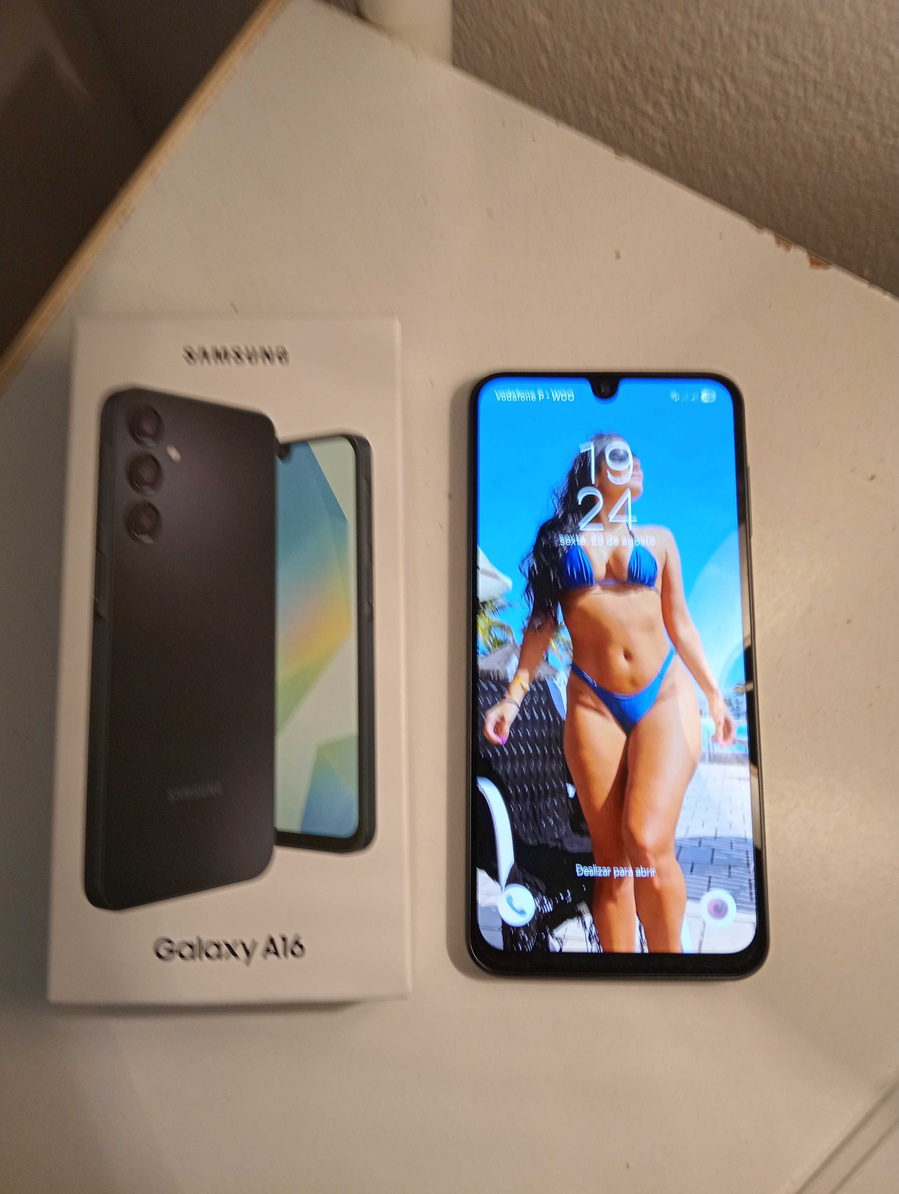 SAMSUNG Galaxy A16 5G  8 GB 256 GB Novo!