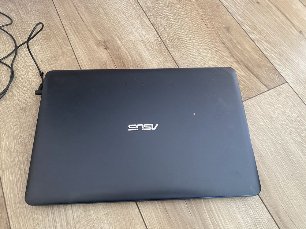 Ноутбук Asus x543m