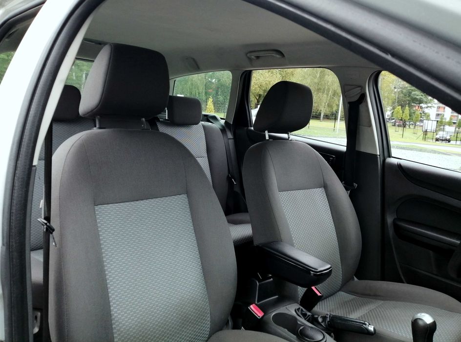 Ford Focus 1,8 LIFT 125 KM GAZ SEKWENCJA KLIMA Komputer NAVI Salon PL