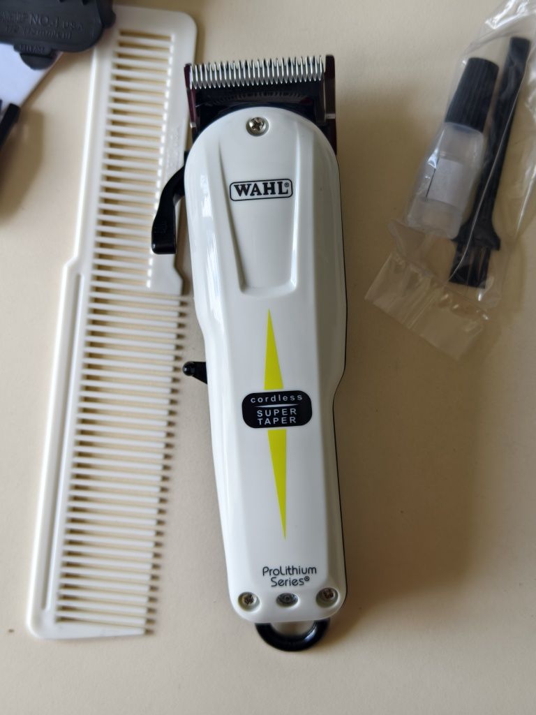 Машинка для стрижки Super Taper WAHL