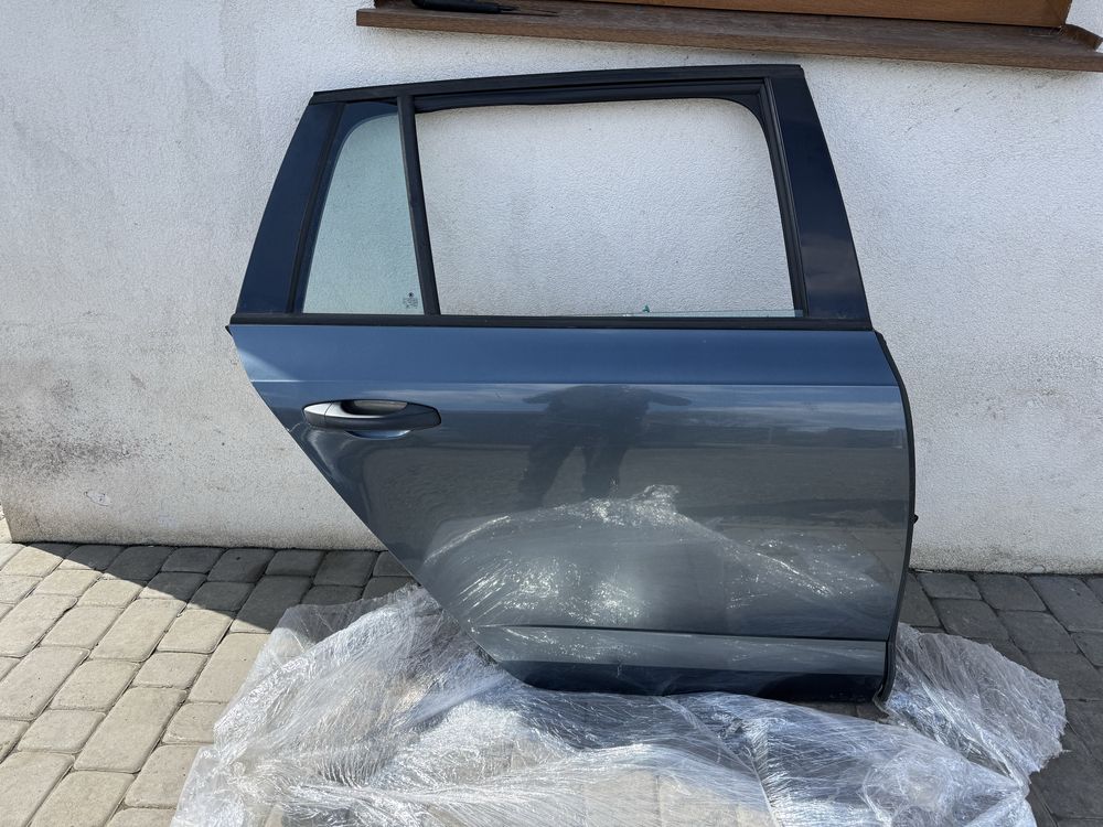 Двері, дверь дверка Skoda Octavia A7 Шкода Октавія А7 3