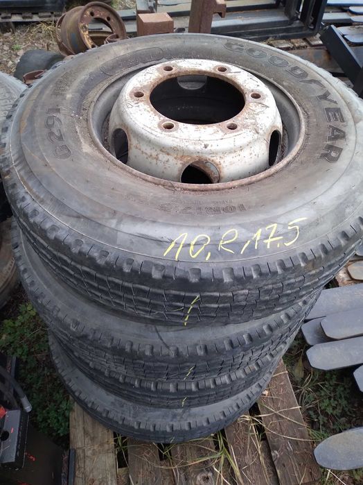 koła, opony 10R17,5 Goodyear