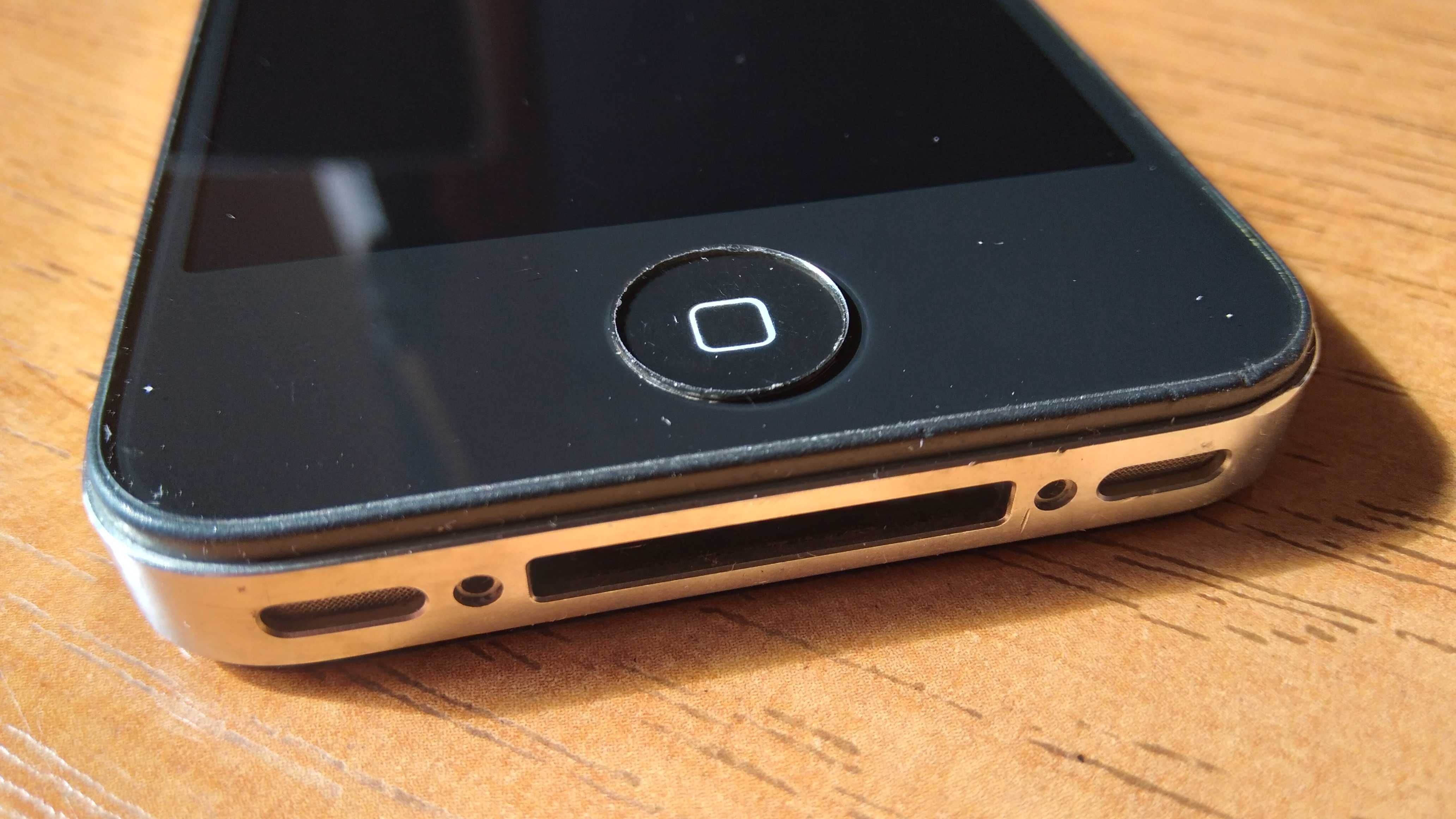 Айфон 4С 32 ГБ/Apple Iphone 4S 32 GB