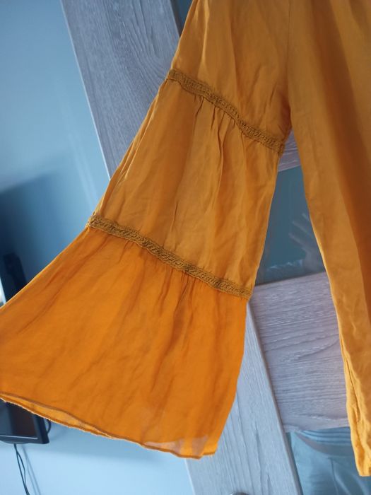 Bluzka hiszpanka z szerokimi rękawami wiskoza