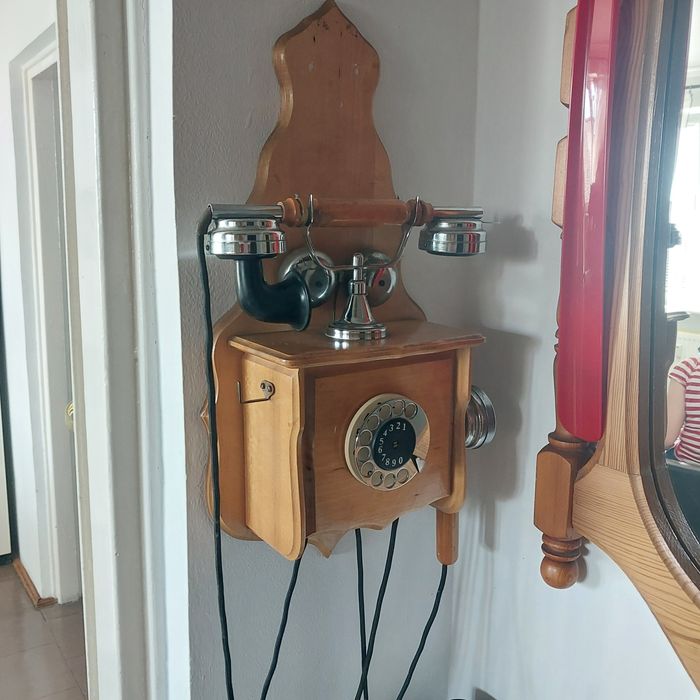 Telefon drewniany Baron  Prl Antyk