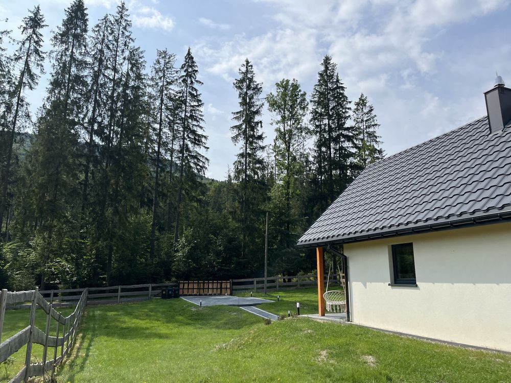 Siedlisko w Dolinie Danielki cisza natura las domek balia