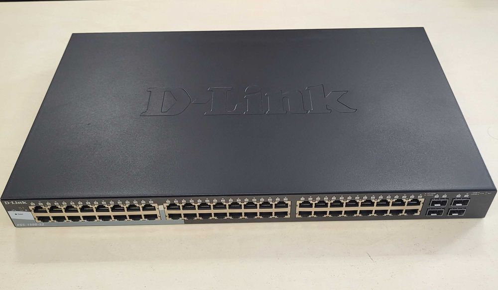 Комутатор D-Link DGS-1500-52