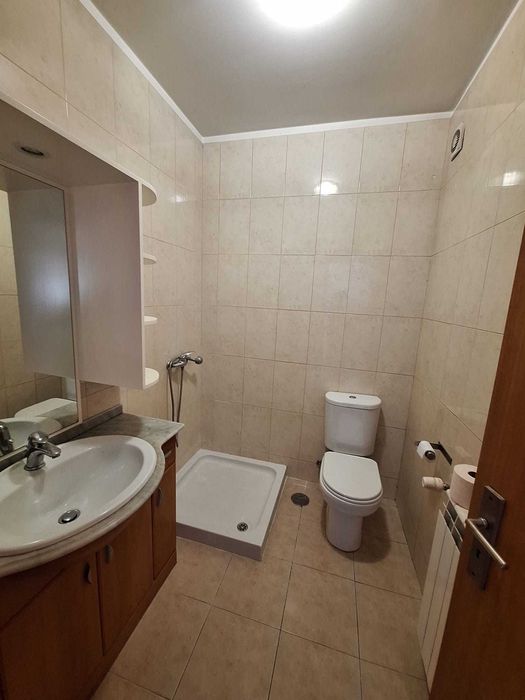 Arrenda-se Moradia T3