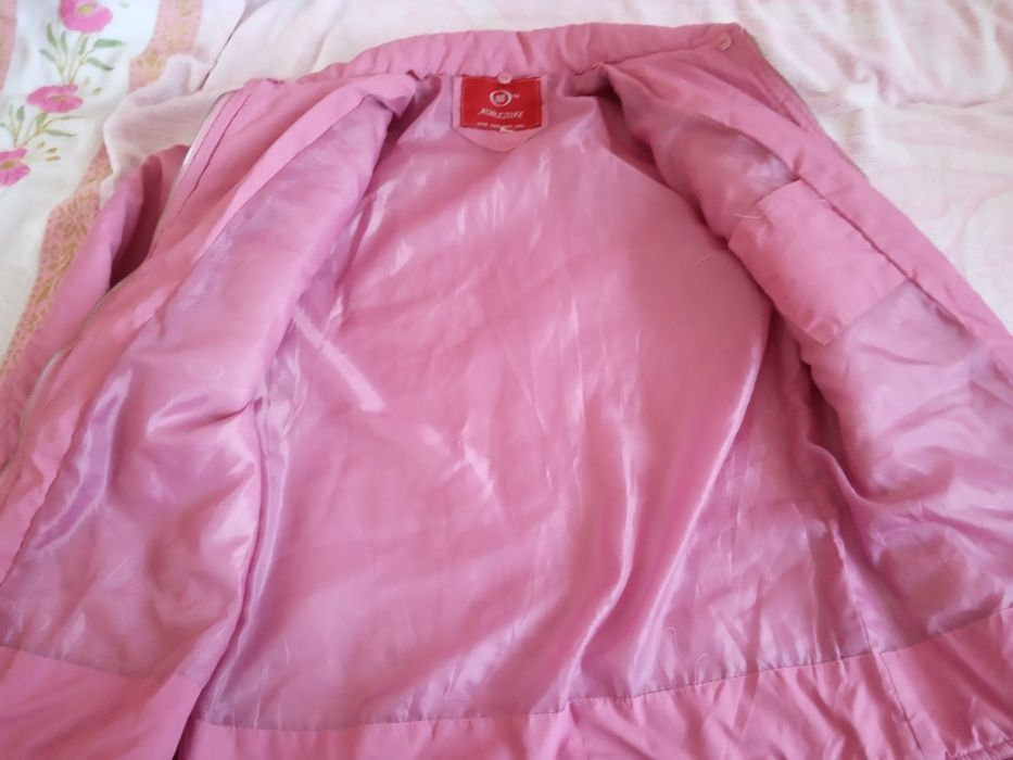 Женская демисезонная куртка,размер-46,60 грн без ОЛХ- доставки