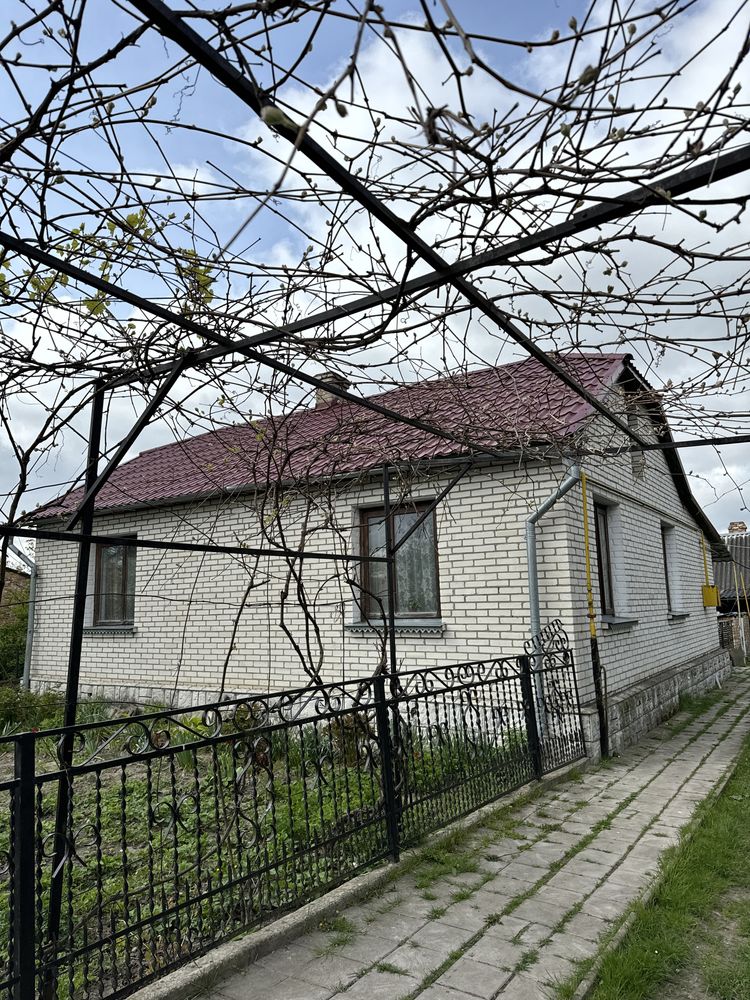 Продам доглянутий  будинок Іваничівський район