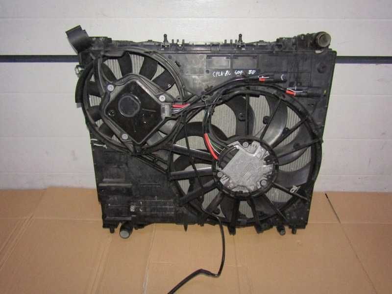 Range Rover Sport L494 Передня панель, телевізор