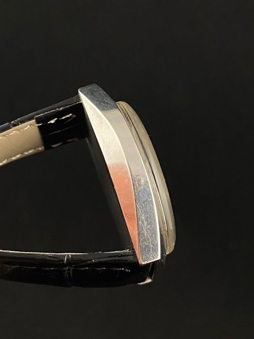 Omega De ville 166.051