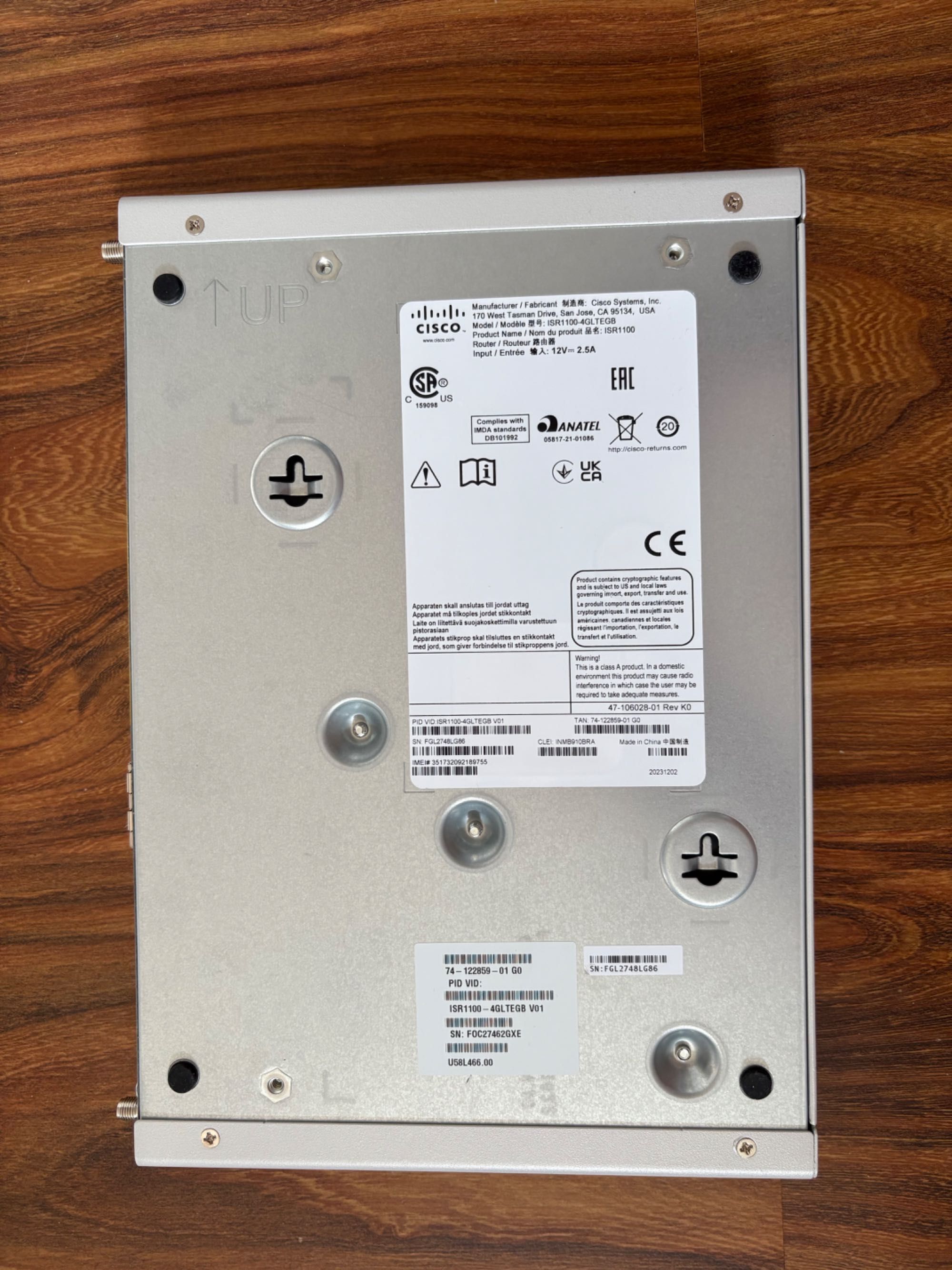 Router Cisco ISR 1100-4GLTEGB