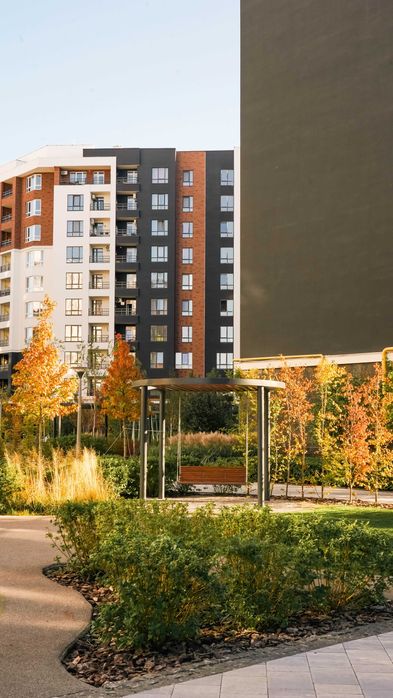 Простора 1-кімнатна квартира з гардеробною та лоджією