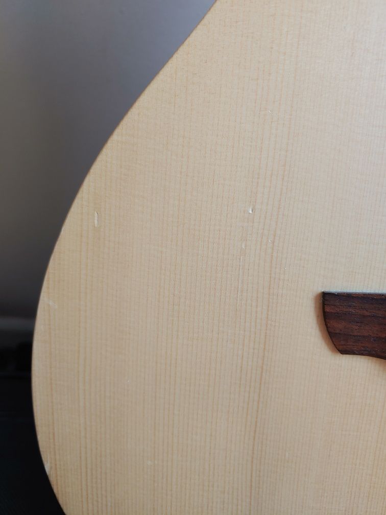 Gitara elektroakustyczna w całości z Litego drewna Faith Naked Venus