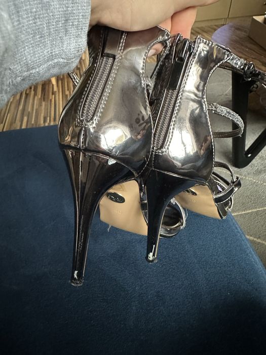 Sandały damskie Buffalo wysokie szpilki brokatowe wesele impreza 40